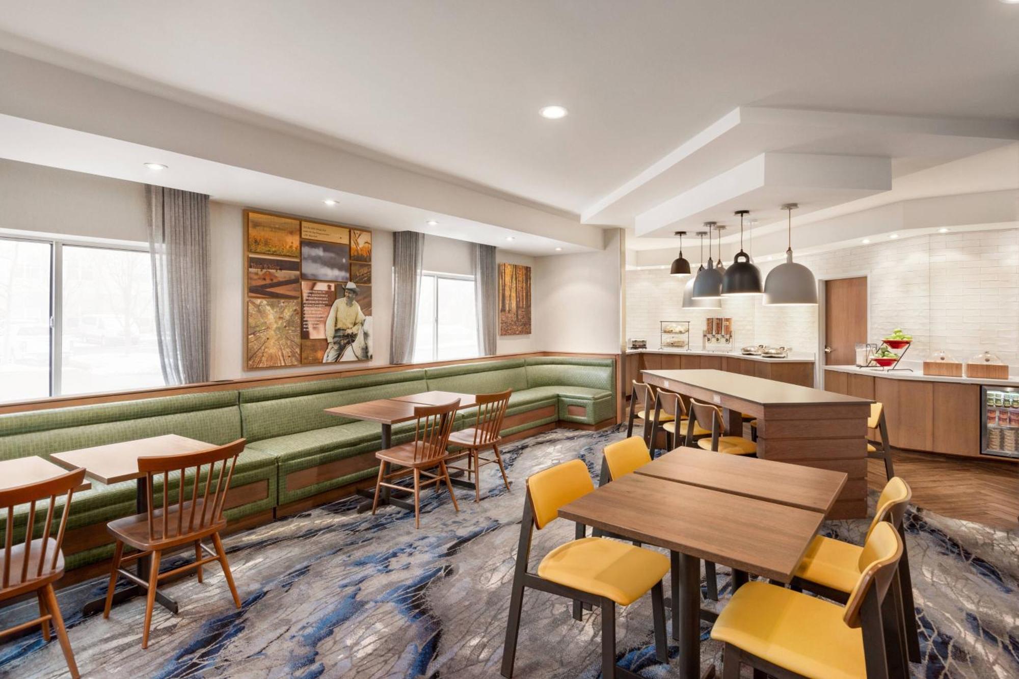 Fairfield Inn Erie Millcreek Mall Bagian luar foto